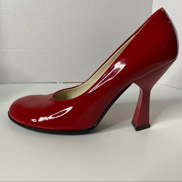 MIU MIU Vintage Red Round Toe, Triangle Heel 37.5 - Picture 7 of 10